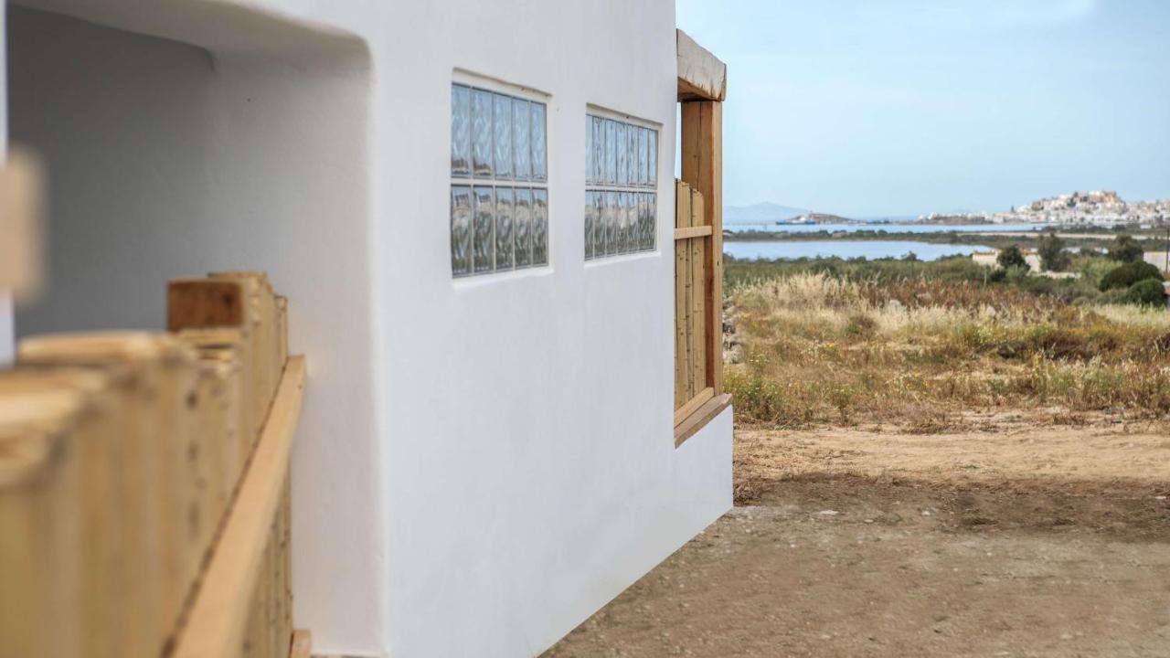 Sunday Luxury Suites Agia Anna  Eksteriør billede