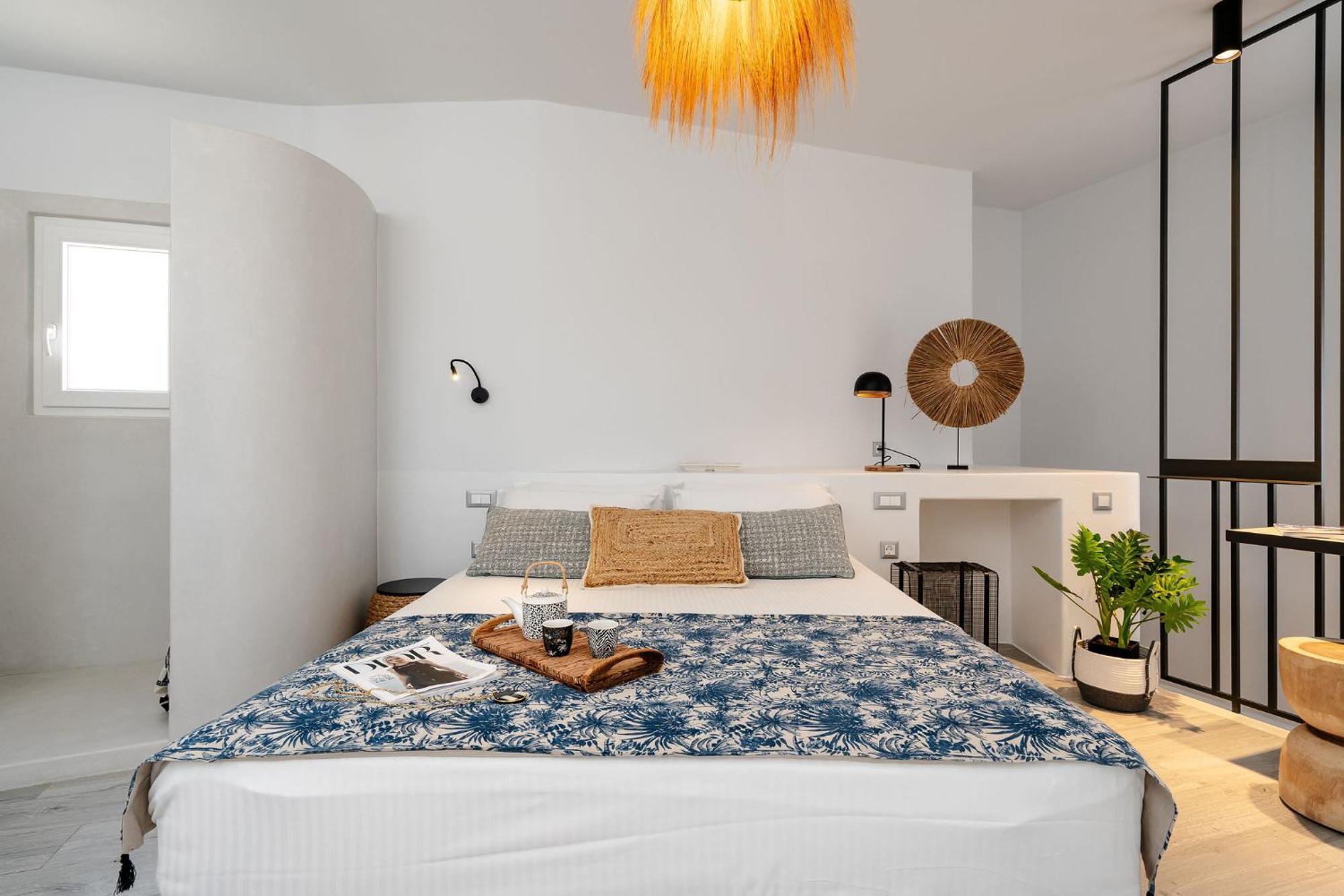 Sunday Luxury Suites Agia Anna  Eksteriør billede