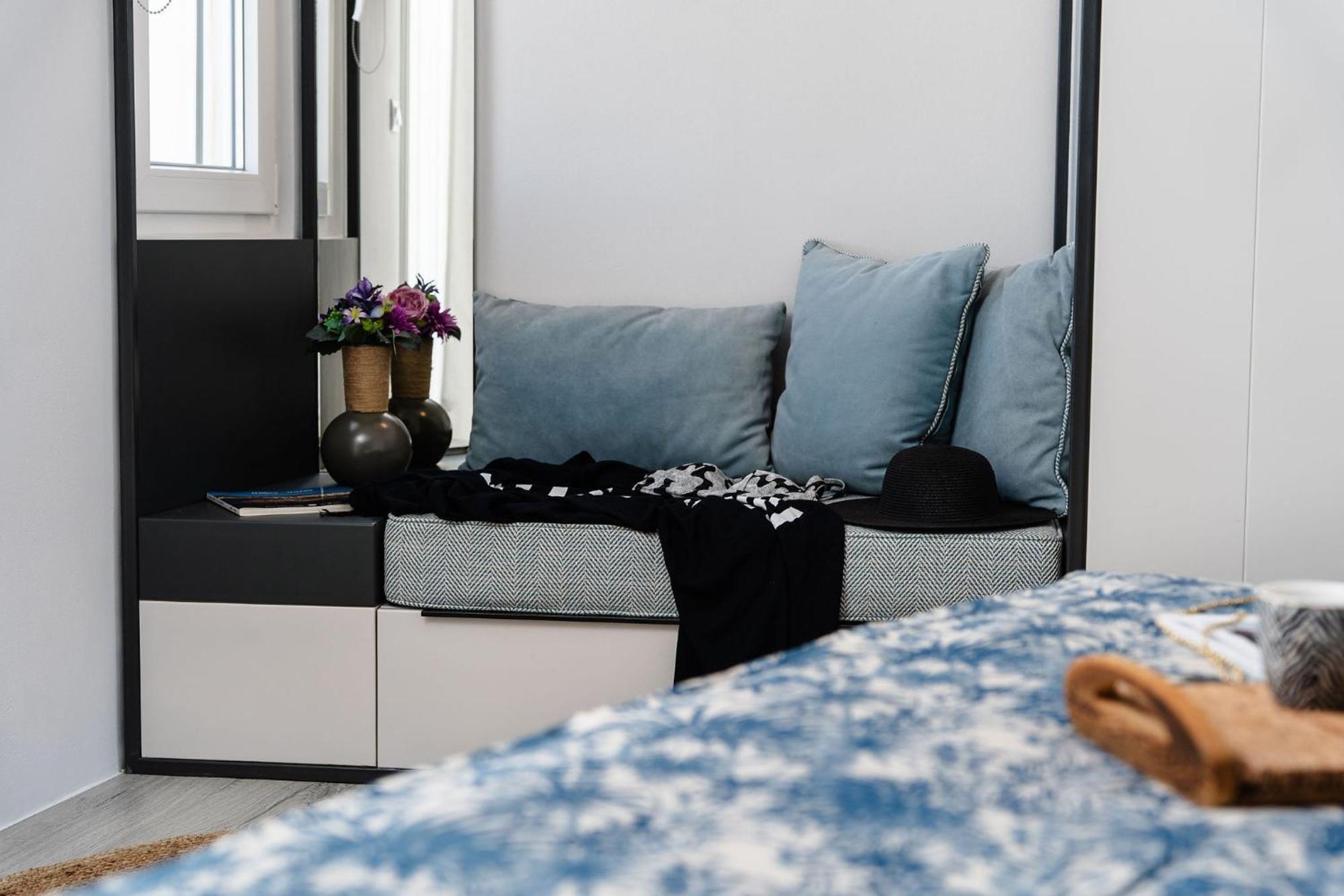 Sunday Luxury Suites Agia Anna  Eksteriør billede